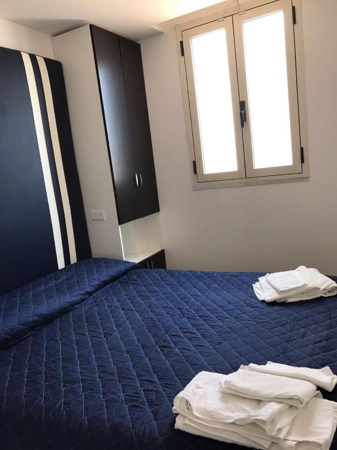 La Stanza Sul Porto Di Amalfi Camera Piccina Piccina Con Bagno Privato E Terrazzino Vista Mare Εξωτερικό φωτογραφία